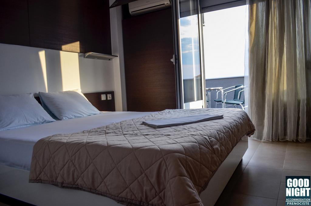 Apartments Good Night Nis Bagian luar foto