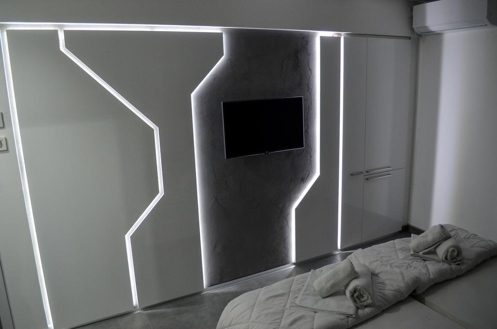 Apartments Good Night Nis Bagian luar foto