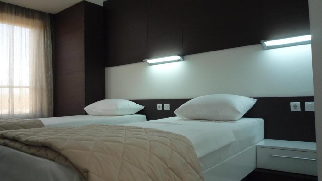 Apartments Good Night Nis Bagian luar foto
