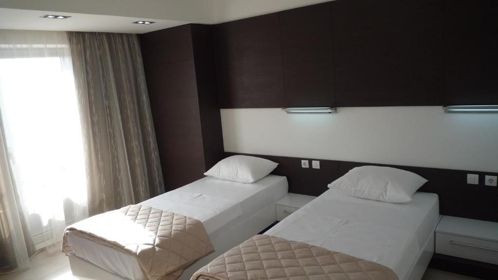 Apartments Good Night Nis Bagian luar foto